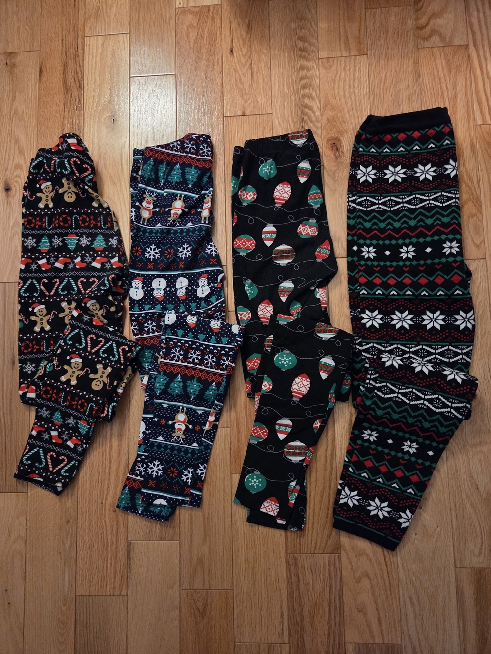 Women’s Black Holiday Print Lounge Leggings Lot
